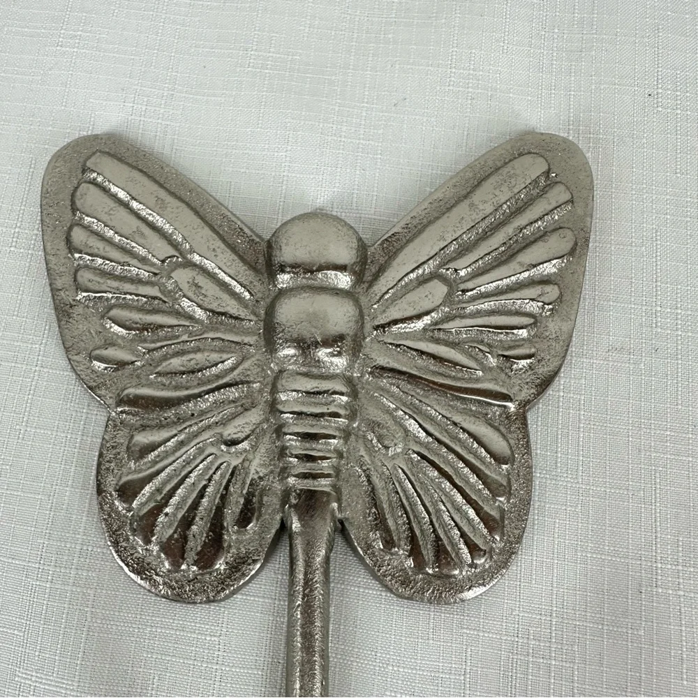 Land of Nod Lot of 2 Silver Butterfly Hooks 5 x 6.5” - Picture 4 of 14